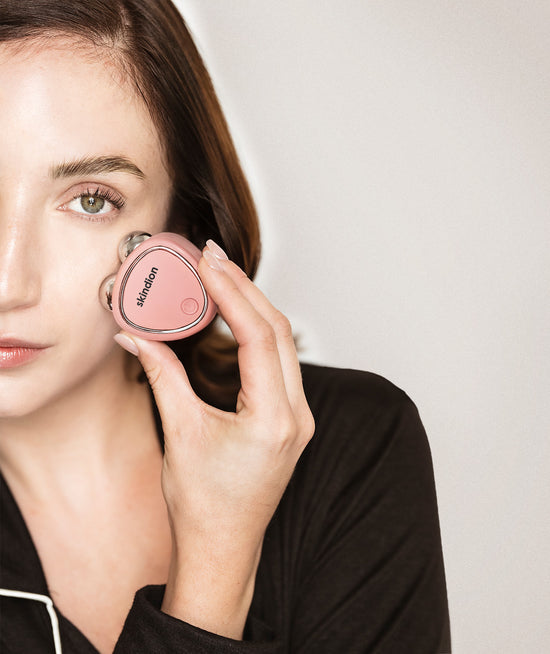Dispositivo de Rejuvenecimiento Facial Skindion Rosa — Skindion MX
